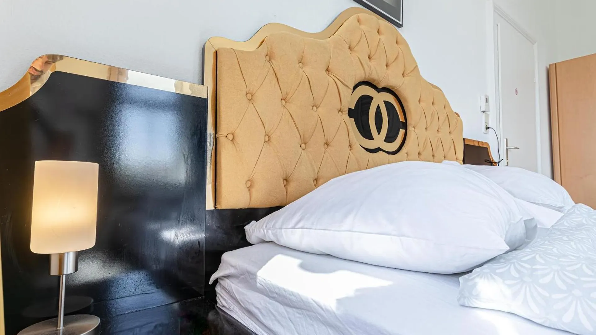 Comfy 3Br Shared Apartment - U6 Subway, Danube & Millenium City Vienna