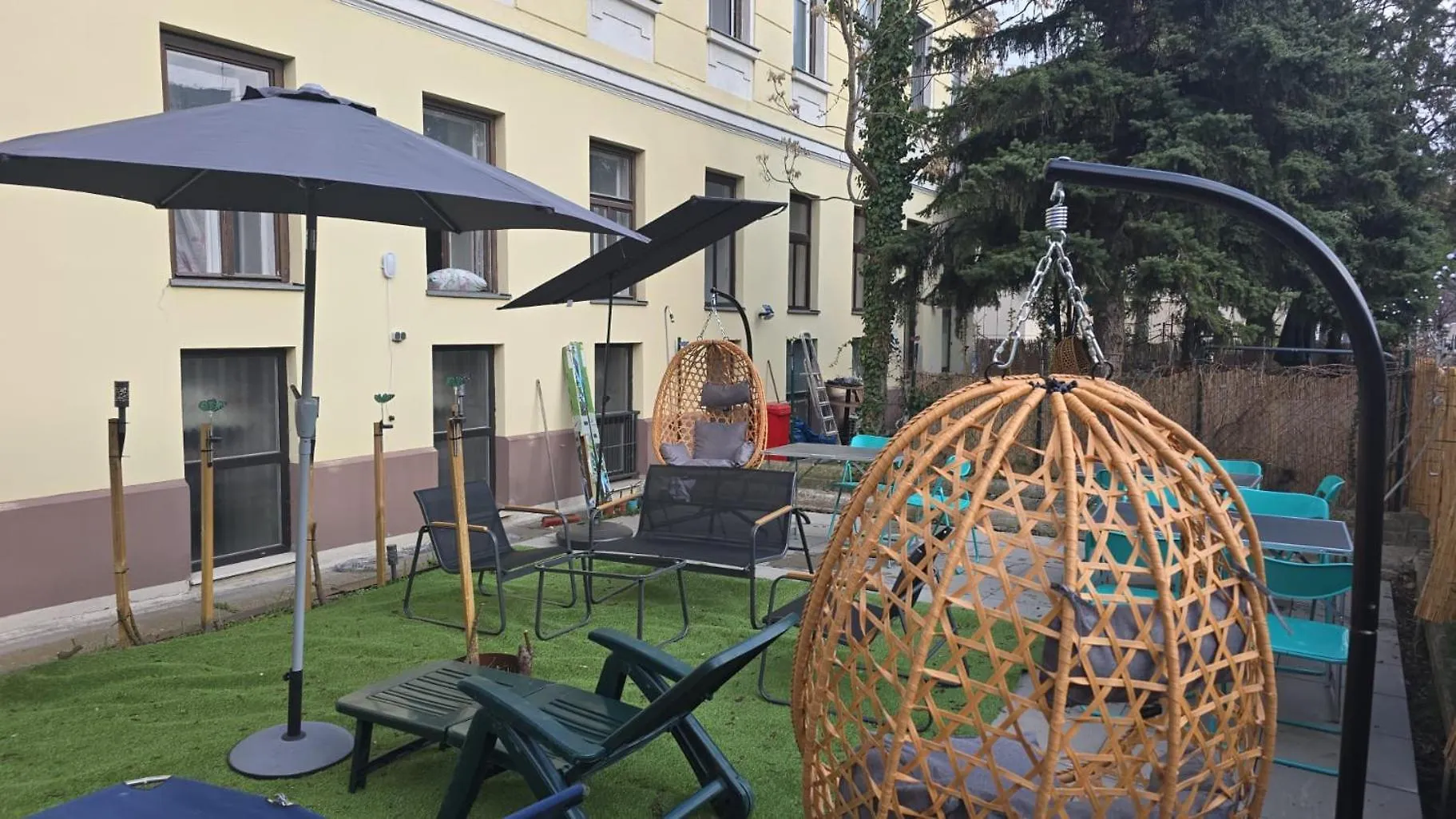 Comfy 3Br Shared Apartment - U6 Subway, Danube & Millenium City Vienna Austria